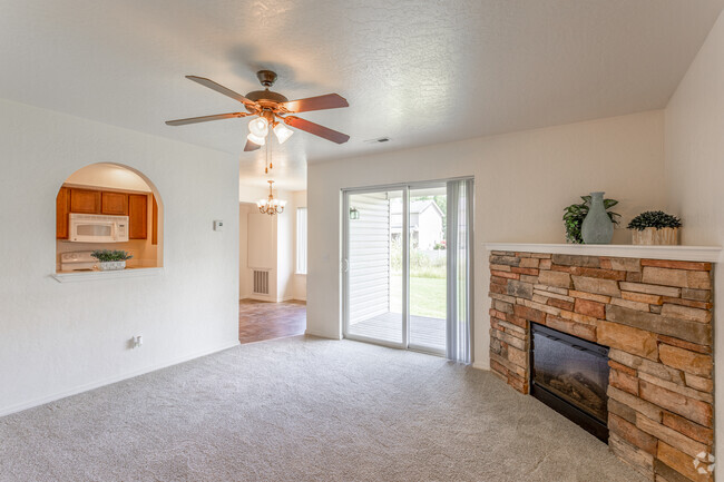 Interior Photo - Mountain View Duplexes, Ponderay, LLC Rental