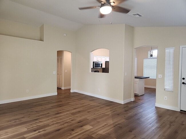 Photo - Must See 3 bed / 2 bath home in North Mesa...