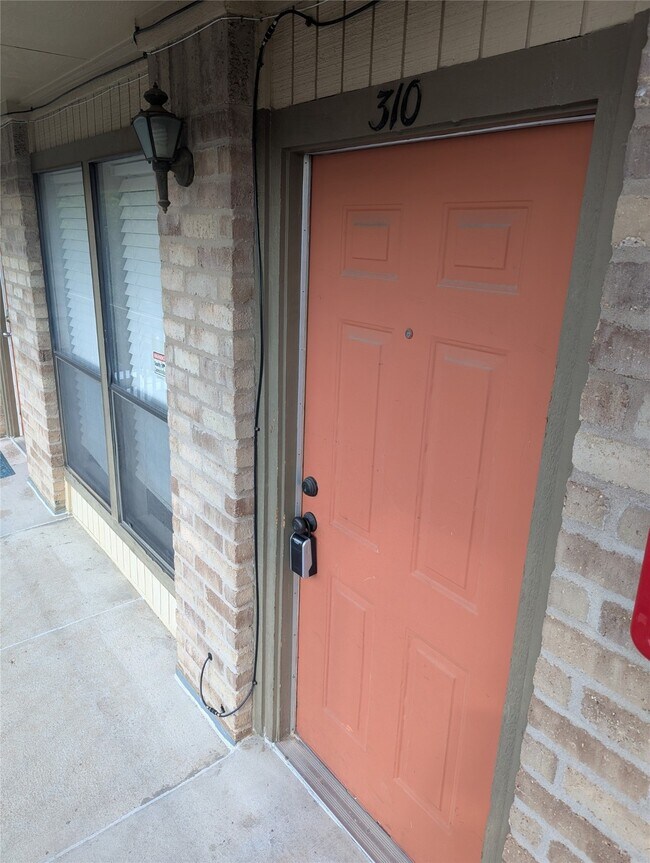 Photo - 3000 Guadalupe St