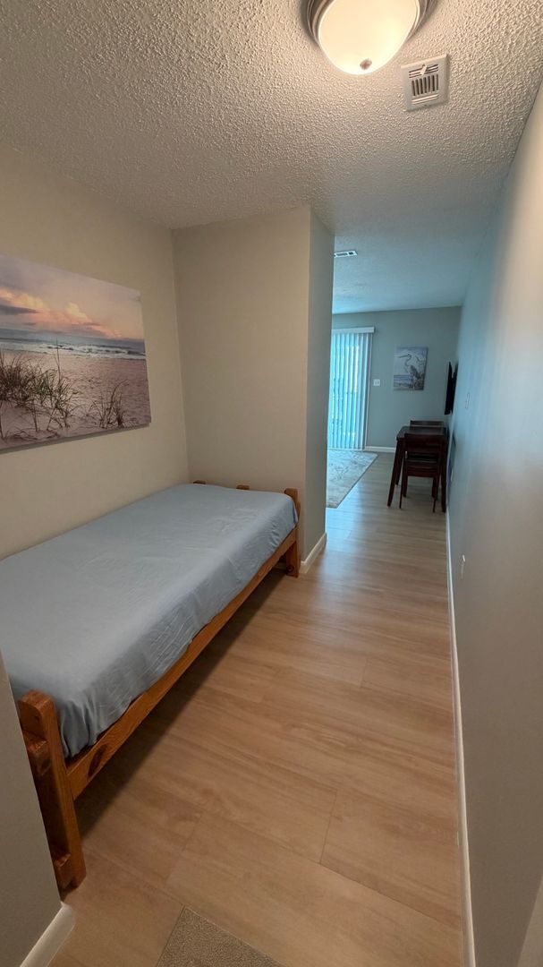 Photo - 3600 Thomas Dr Unit 3600 Thomas Dr D 201