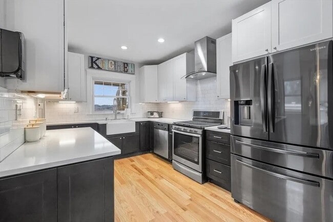 130 Wellington Hill St Unidad 2