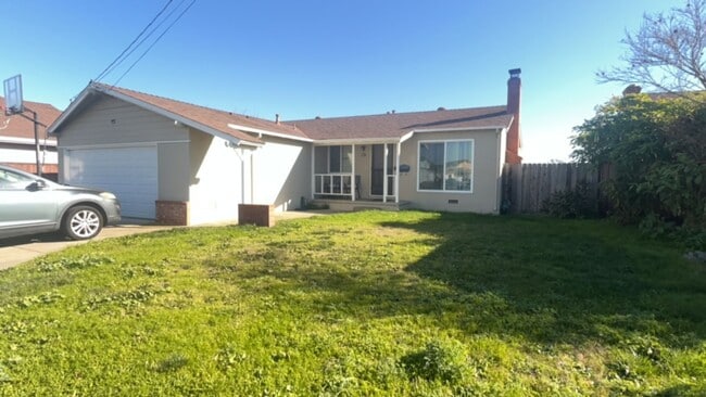 Building Photo - Spacious 3 Bedroom San Leandro Home with 2...