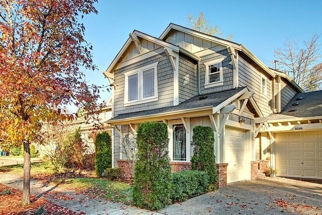 Building Photo - Beautiful 3 Bed 2.5 Bath Home in Redmond