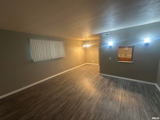 Building Photo - 2979 W Cannes Dr Unit 36