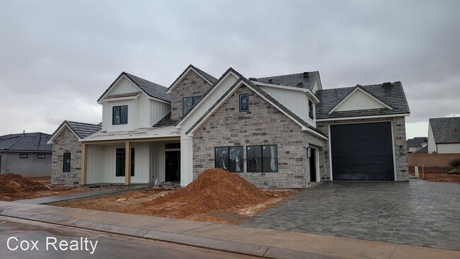 5 br, 5.5 bath House - 2832 E Stonedale Dr - 5 br, 5.5 bath House - 2832 E Stonedale Dr