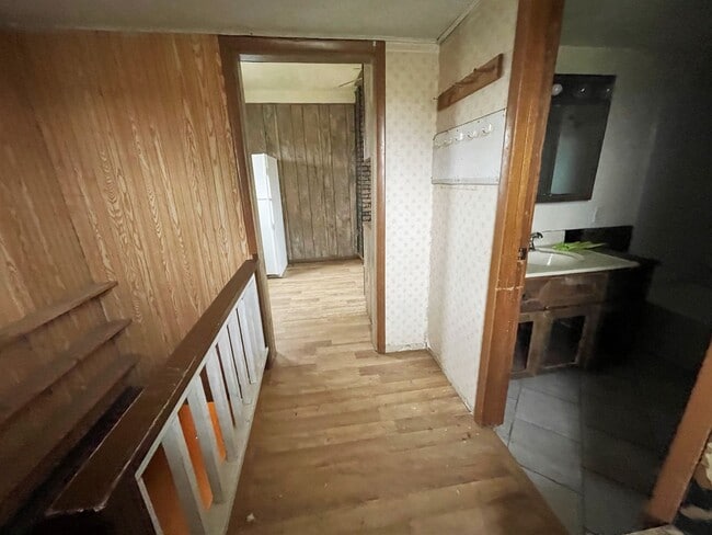 Photo - Exit 350 Acreage between Sioux Falls and Mitchell- 4 bedroom house