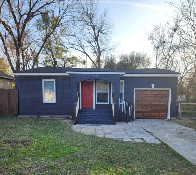 Building Photo - 4526 Kingsbury St