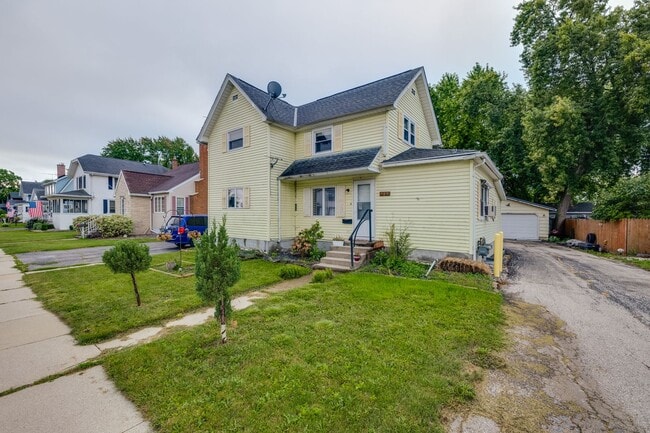 Photo - 162 7th St Unit 162 1/2 7th Street