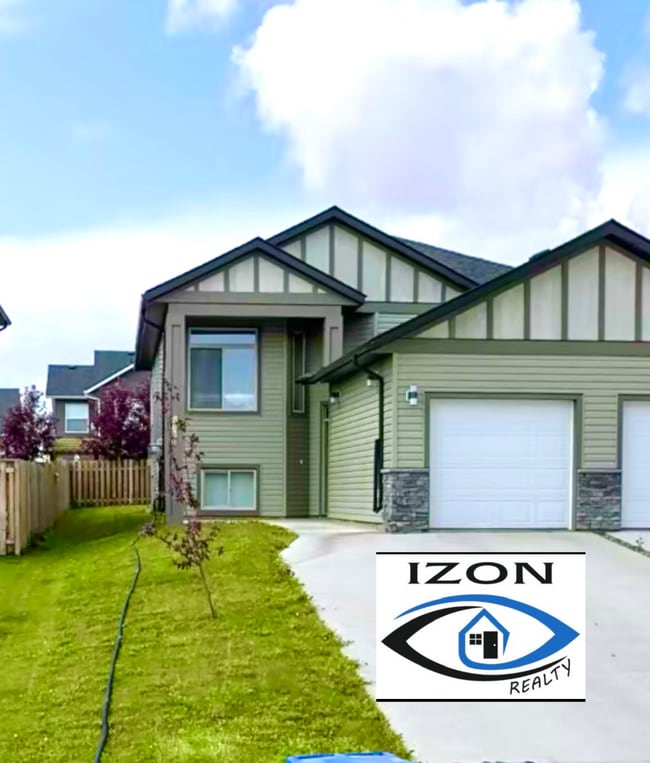 Building Photo - A 8624-A-8682 82nd St