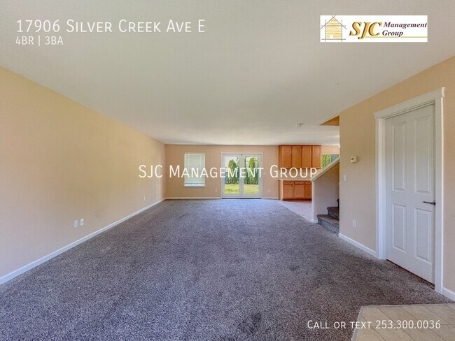 Photo - 17906 Silver Creek Ave E