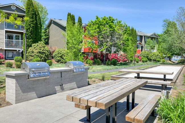 coniferplace-stanleyphoto-0513-exterior2