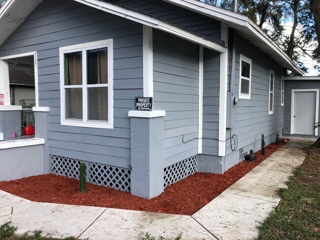 Photo - 1121 Avondale Ave