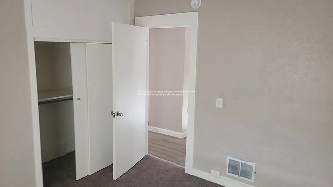 Photo - 909 Blaine Ave