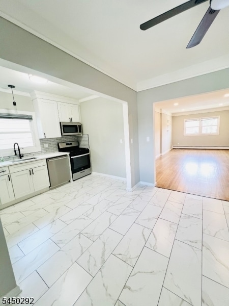 Photo - 426 Miltonia St