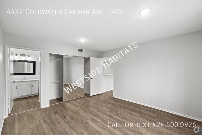 Building Photo - 4432 Coldwater Canyon Ave Unit 203 Rental