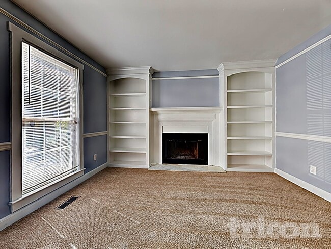 Photo - 18 Hillpine Ct