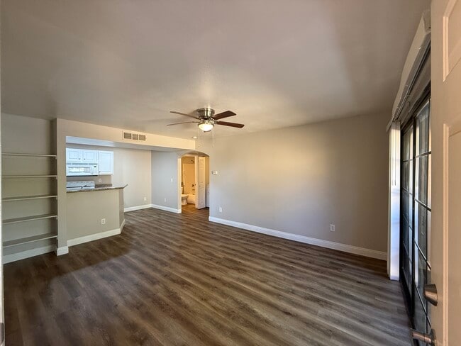 Photo - 5118 S Jones Blvd Unit 202