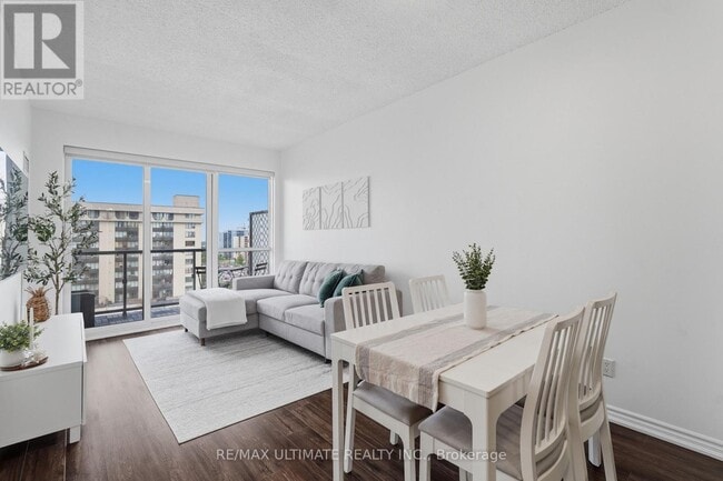 Photo - 15 James Finlay Way Unit 801