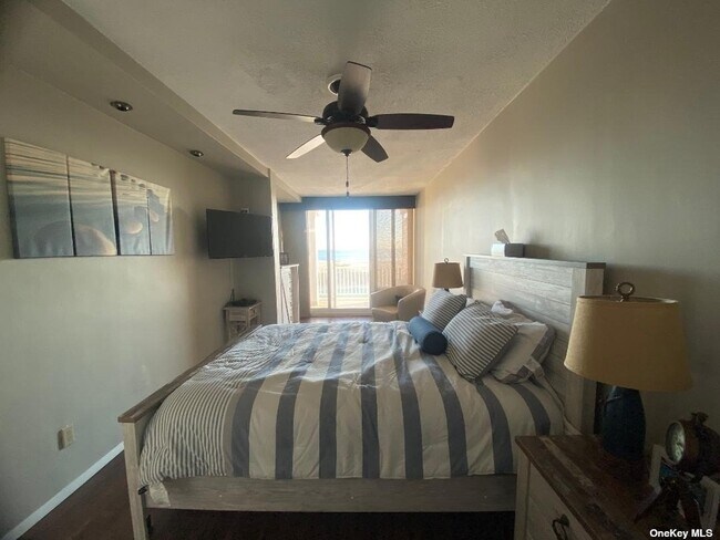 Photo - 830 Shore Rd Unit 2-O