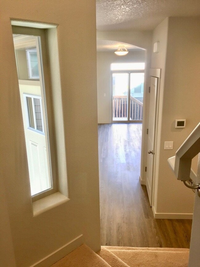 Photo - Beautiful Newer Built Home Central location!