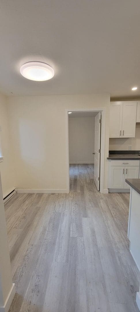 Photo - Edmonds 1 Bedroom 1 Bath Cottage