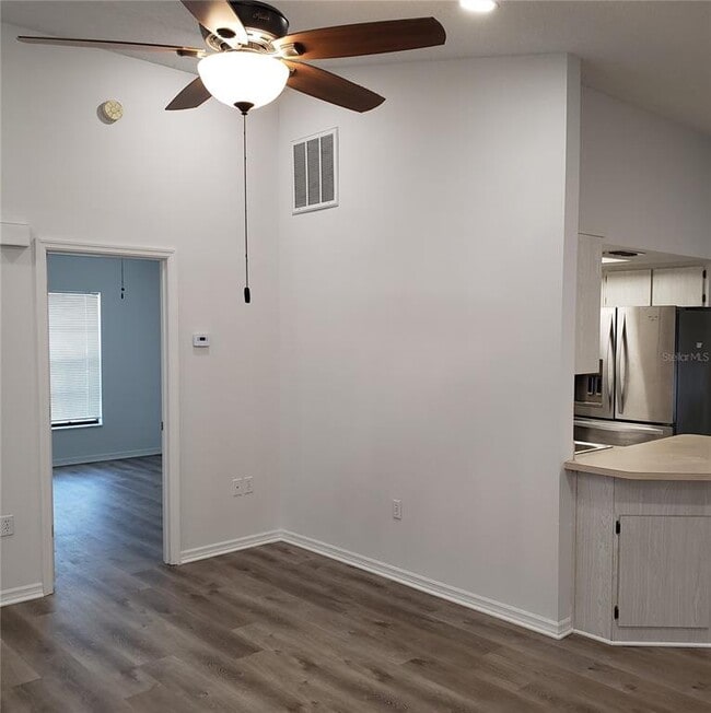 Photo - 4373 Quintara St