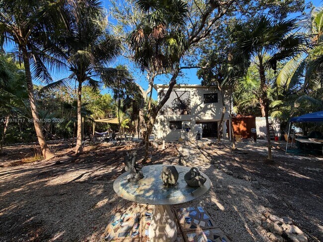 Photo - 1615 Harbor Dr