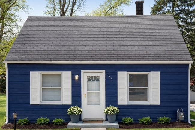 Building Photo - COMING SOON! 2 Bedroom House MADISON