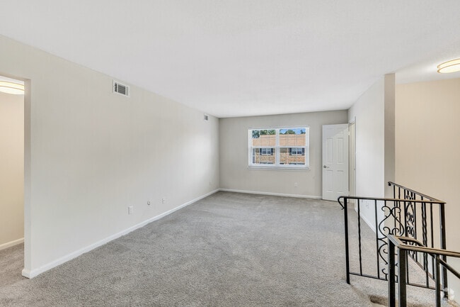 Lexington - 2BR, 1.5BA - 1,195SF - Living Room