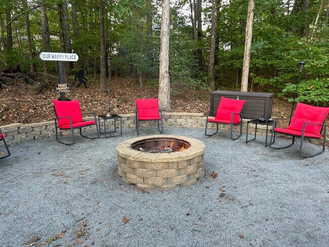 Photo - 217 Crestview Dr