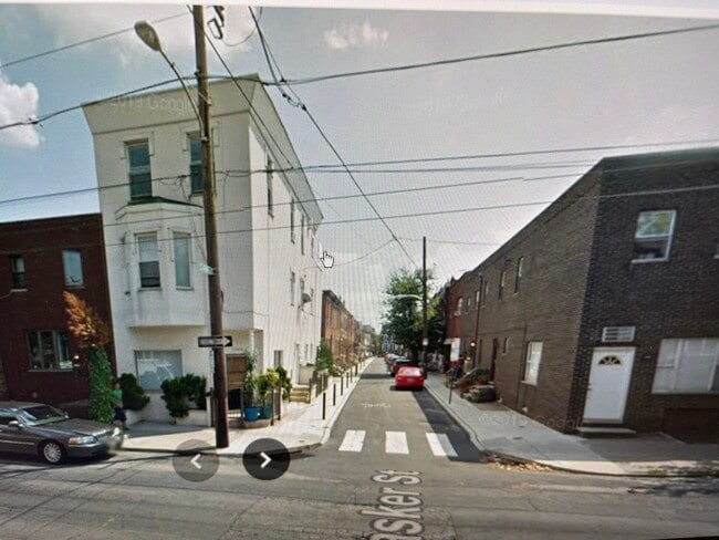 Building Photo - 1306 Tasker St Unit Passyunk Square 2BD Apt