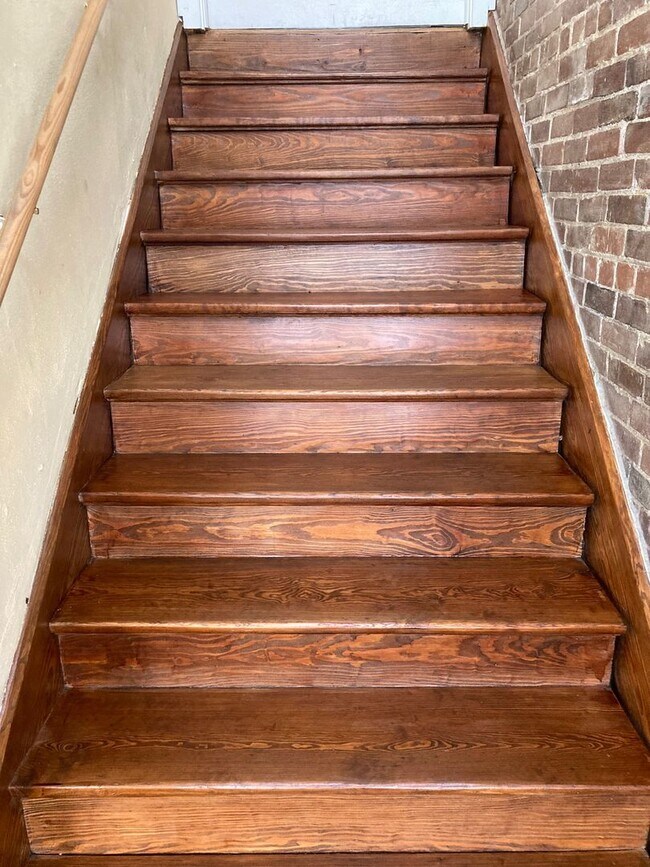 Photo - South College - Residential