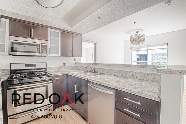 Photo - 939 Palm Ave Unidad 304