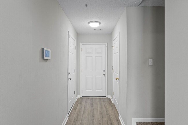 Photo - 266 Swaying Pine Ct