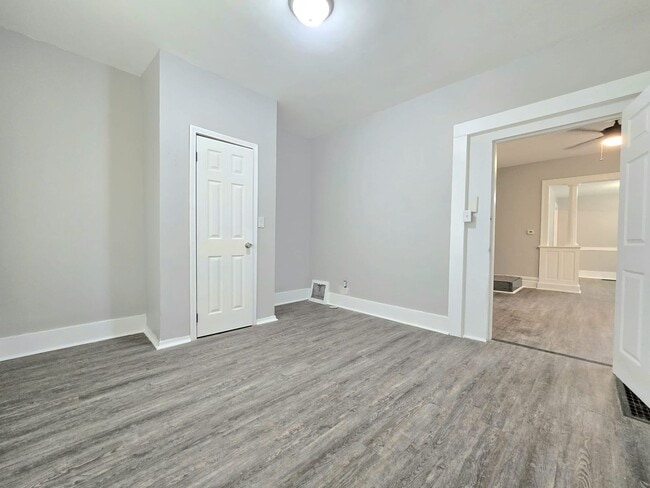 Photo - 234 Studebaker St