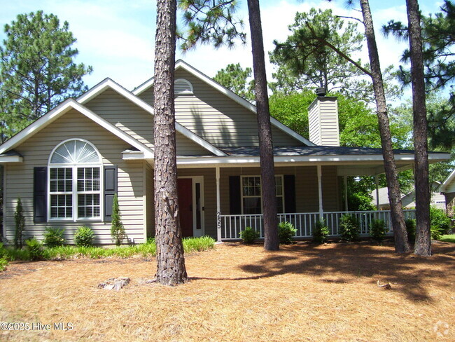 Building Photo - 255 Fox Run Rd Rental