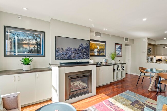 Photo - 500 W Harbor Dr Unit 1020