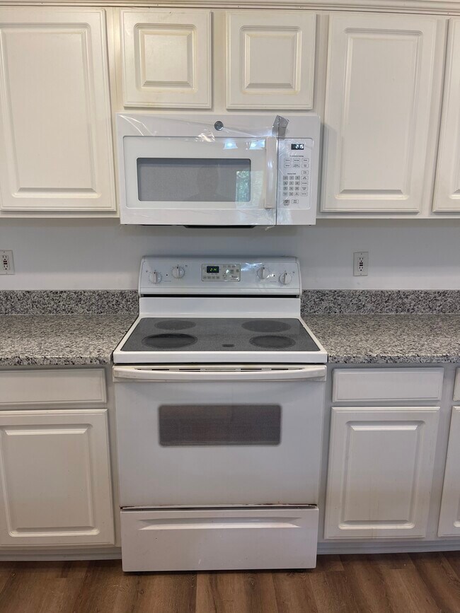 Photo - 4826 Innisbrook Ct Unit 10