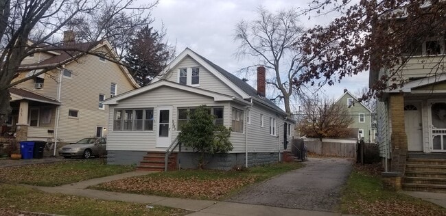 Photo - Jefferson Area - 3 Bedroom Single Family Home (between Lorain and Triskett)