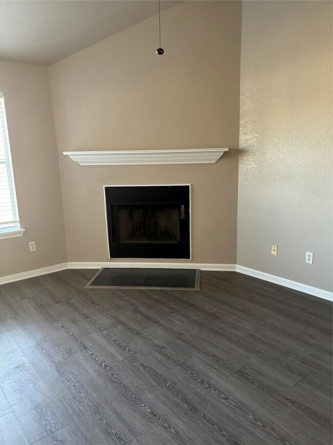 Photo - 16711 Jib Ct