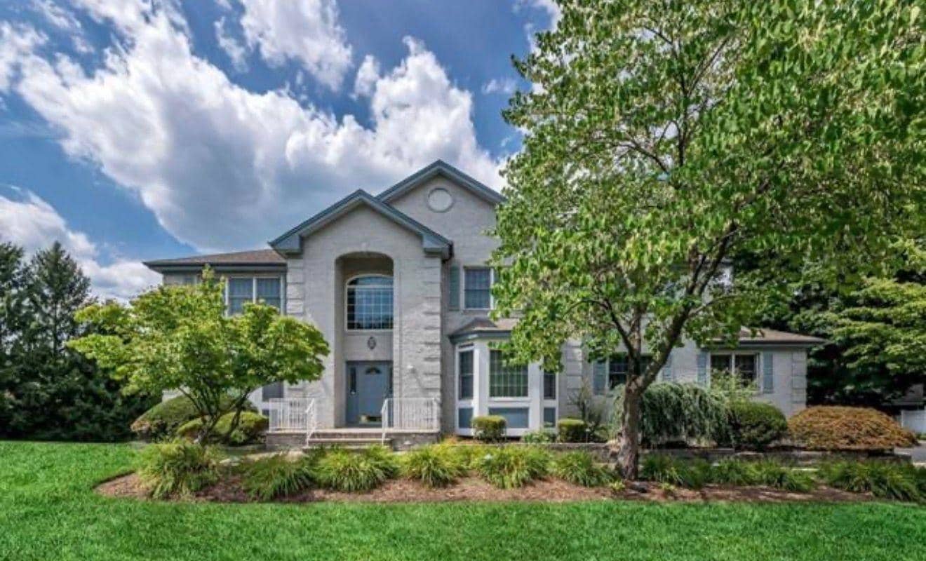 Photo - 63 Hollybrook Rd