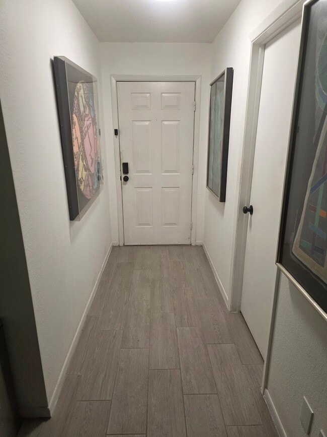 Photo - 10501 Lake Vista Dr