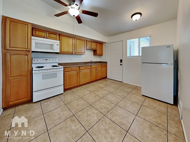 Photo - 10435 N 11th Ave