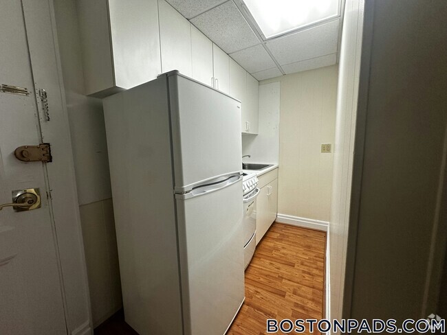 Building Photo - 62 Boylston St Unit 703 Rental