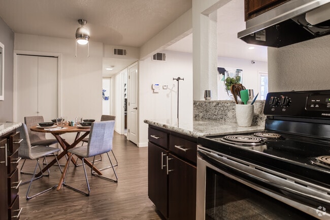 Camden Parc Apartments For Rent in Vacaville, CA