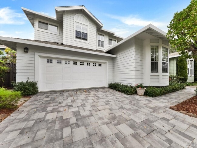 Photo - 128 Baypoint Dr