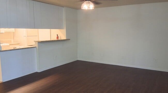 Photo - 629 W Ridge Dr