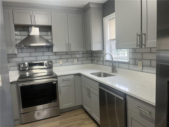 Photo - 11 Newcomb St Unidad A