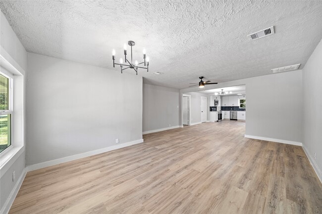 Photo - 1004 W Harris Ave