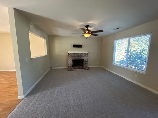 1451 Hogrefe Way